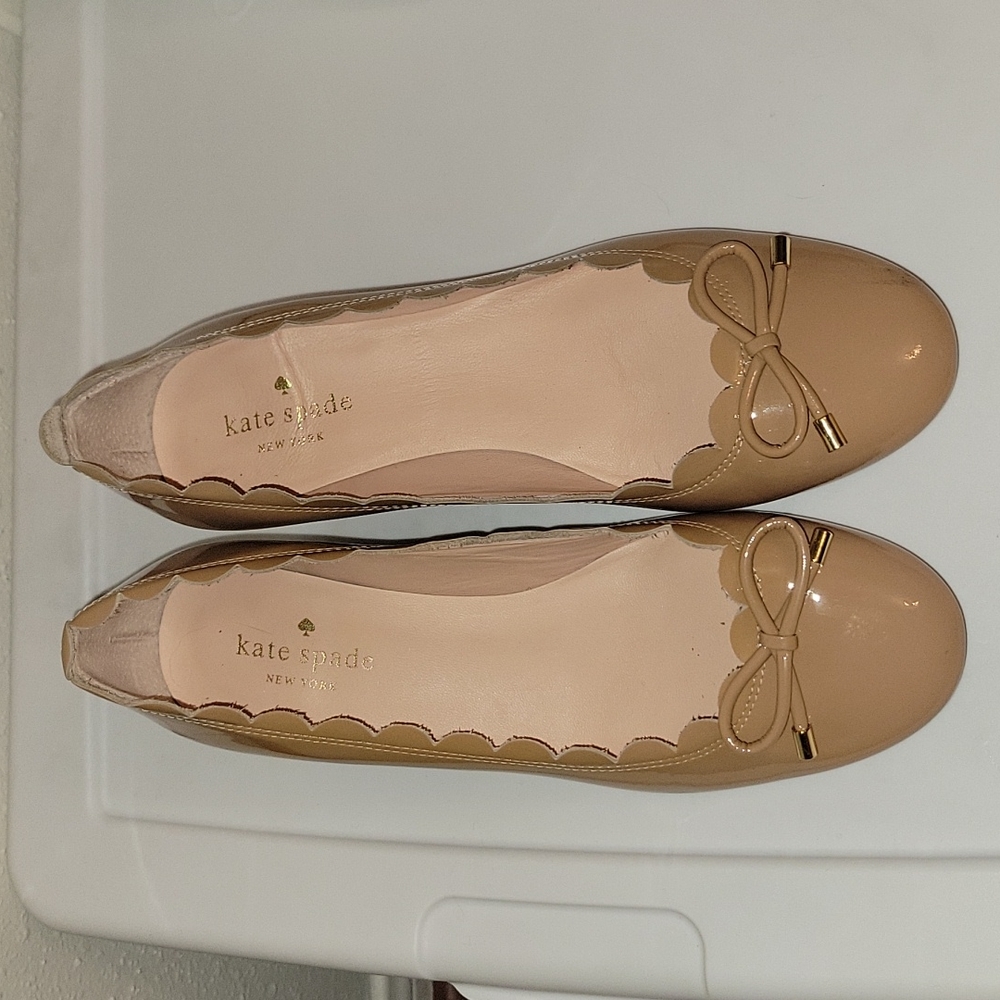 Kate Spade nude pumps